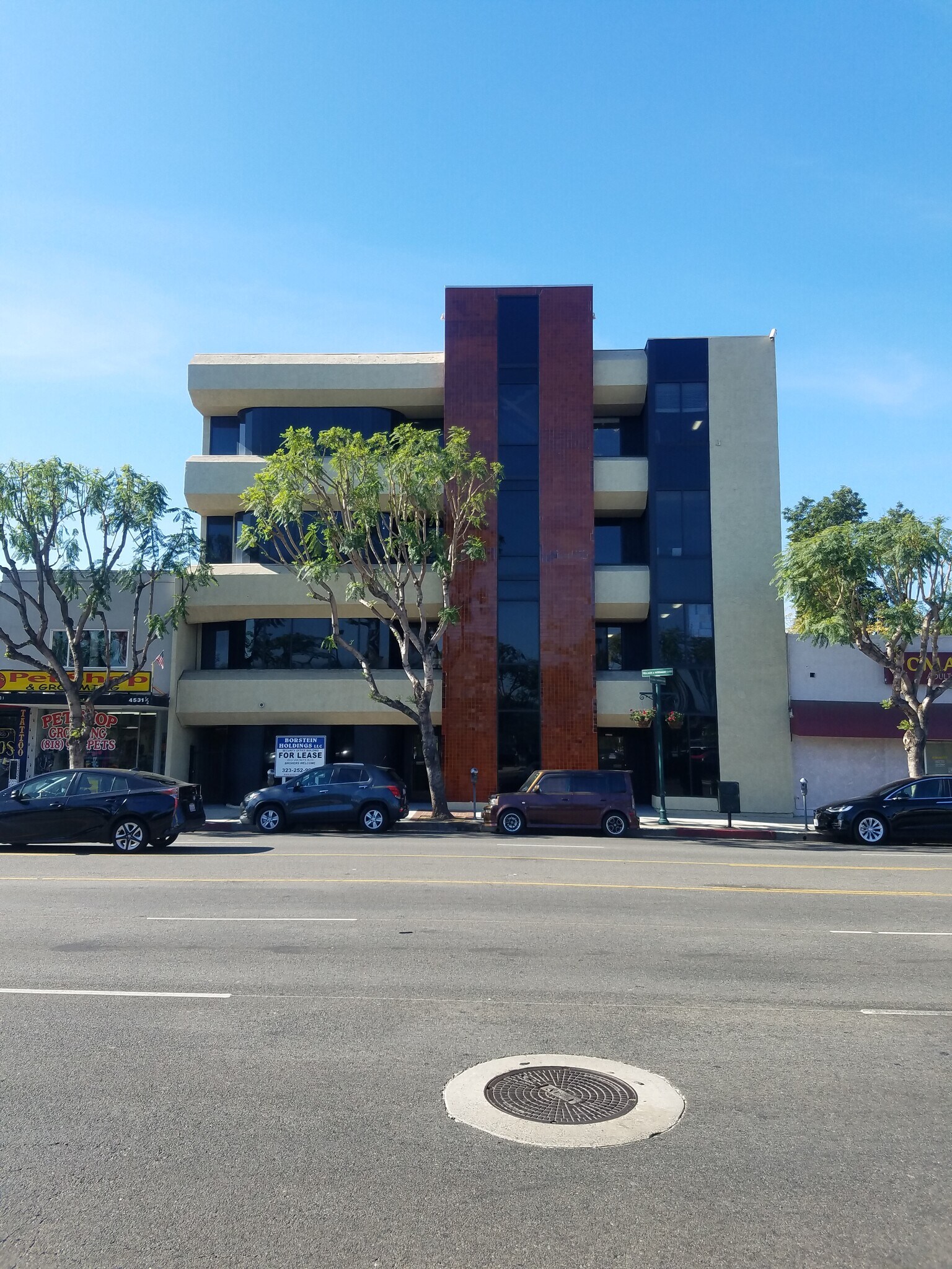 4533 Van Nuys Blvd, Sherman Oaks, CA for Rent