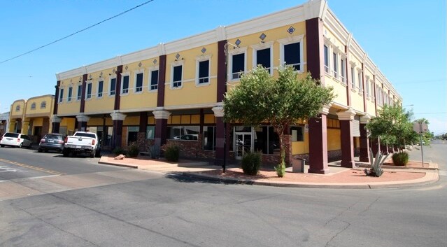 495 W Main St, El Centro, CA for Sale