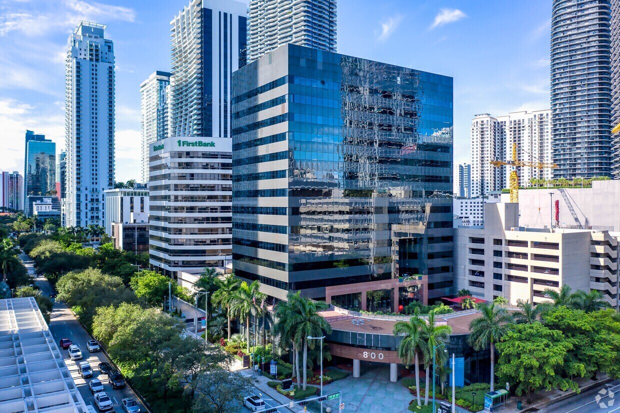 800 brickell Ave, Miami, FL for Rent