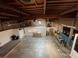 Oakland, CA Warehouse - 222 Madison St