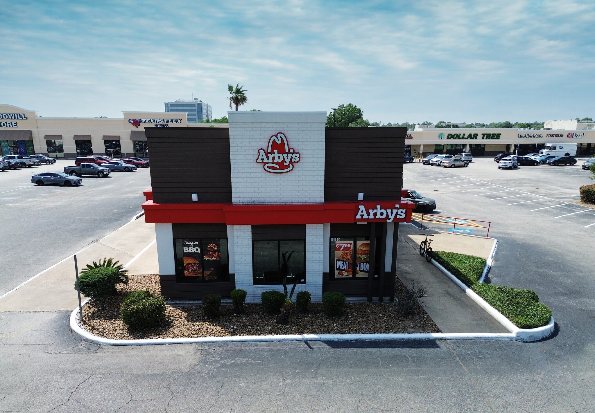 2415 Bay Area Blvd, Houston, TX for Sale