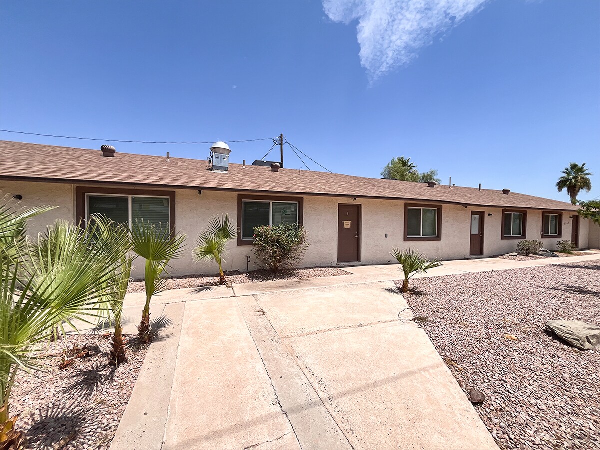 6628-6632 S 22nd St, Phoenix, AZ for Rent