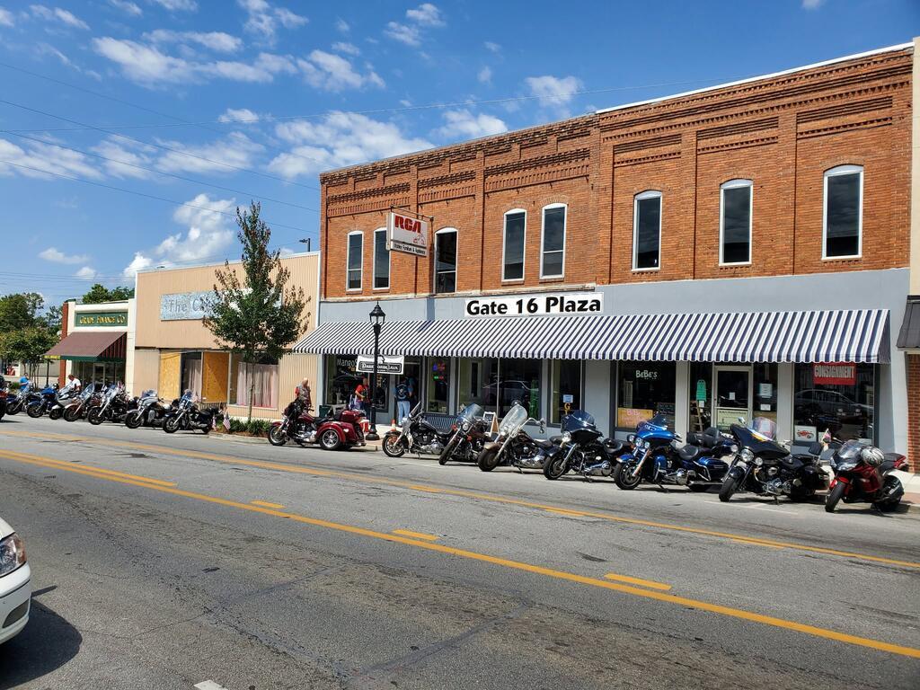 152 S Broad St, Cairo, GA for Sale