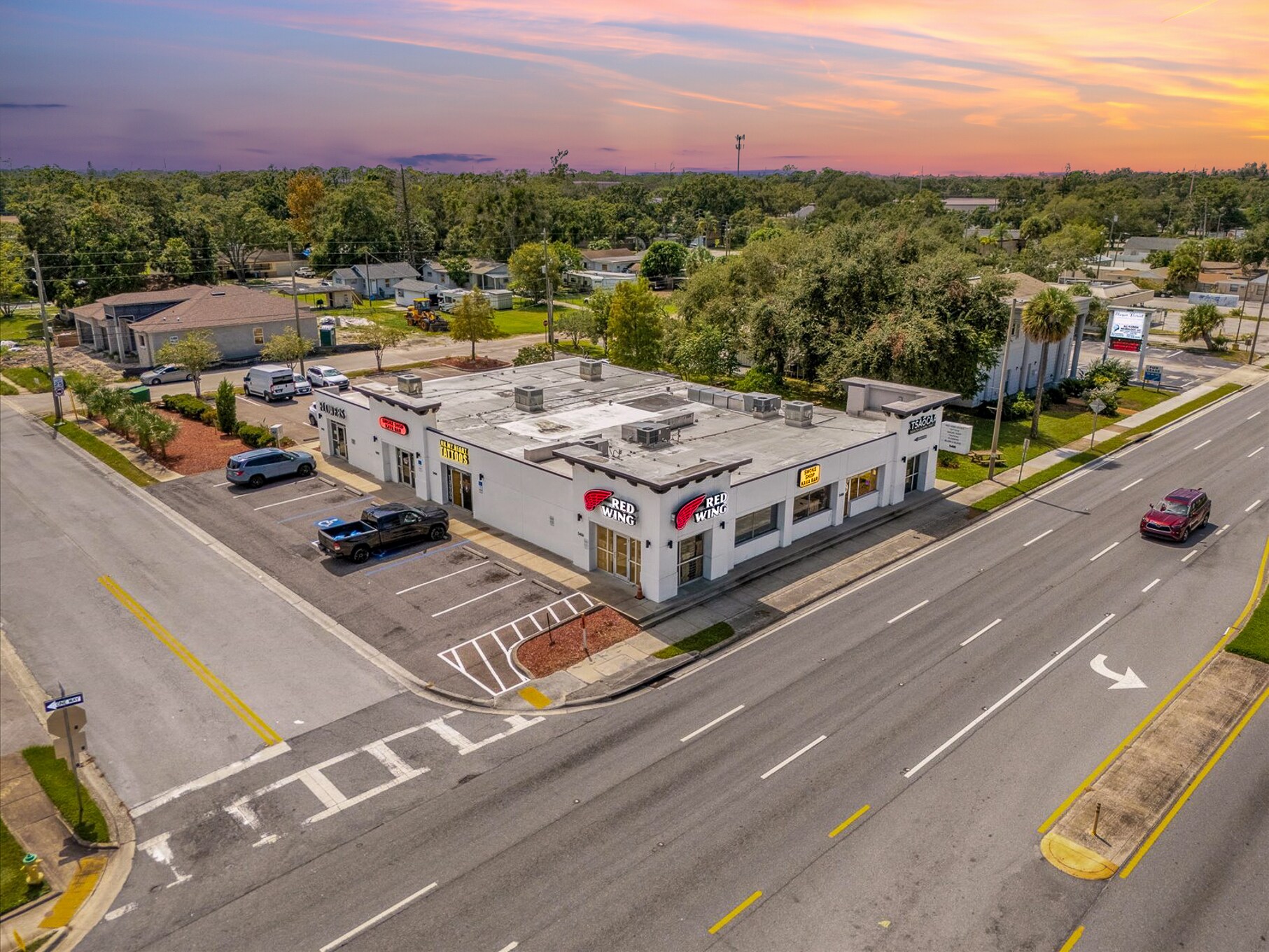 5400-5406 Park Blvd N, Pinellas Park, FL for Rent