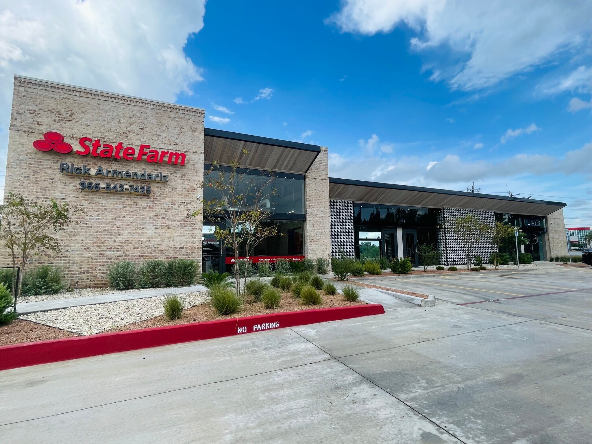 500 Alton Gloor Blvd, Brownsville, TX for Rent