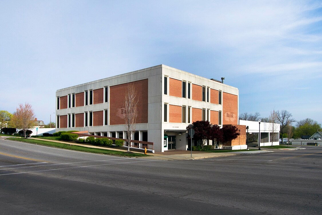 300 N Osage St, Independence, MO for Rent