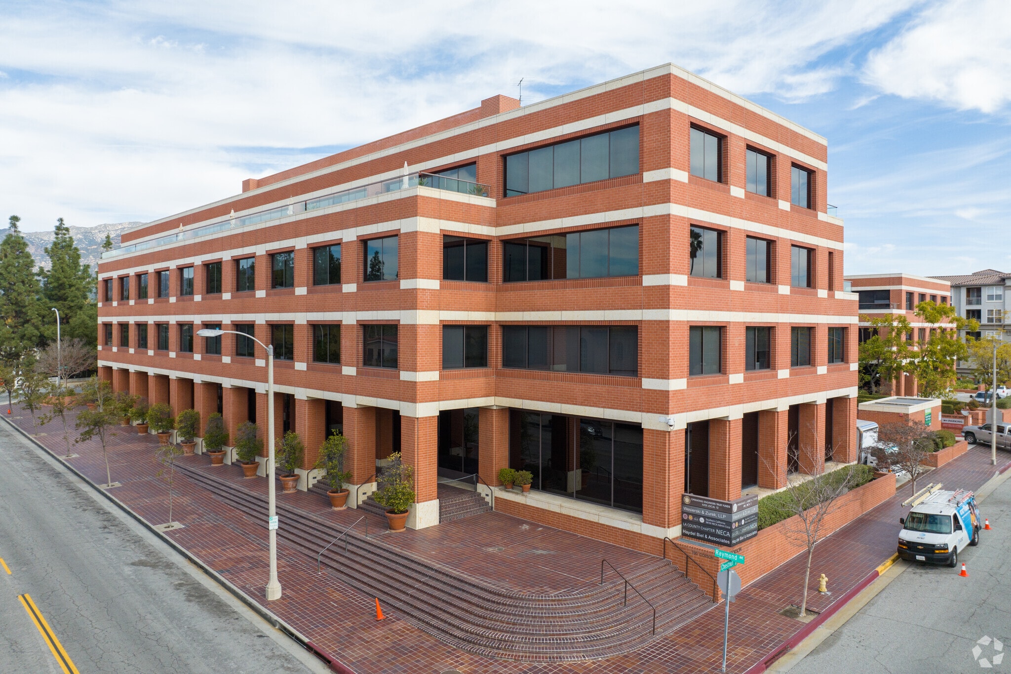 100 E Corson St, Pasadena, CA for Rent