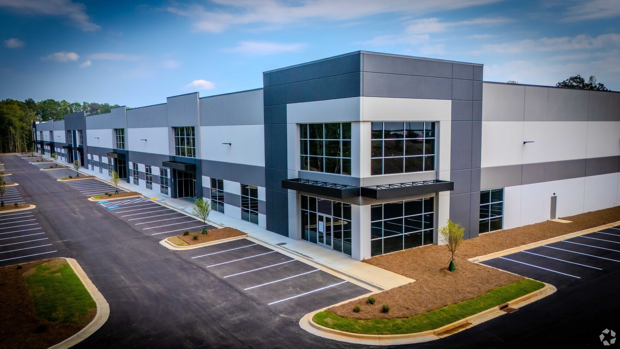 5720 Trade Dr, Alpharetta, GA for Rent