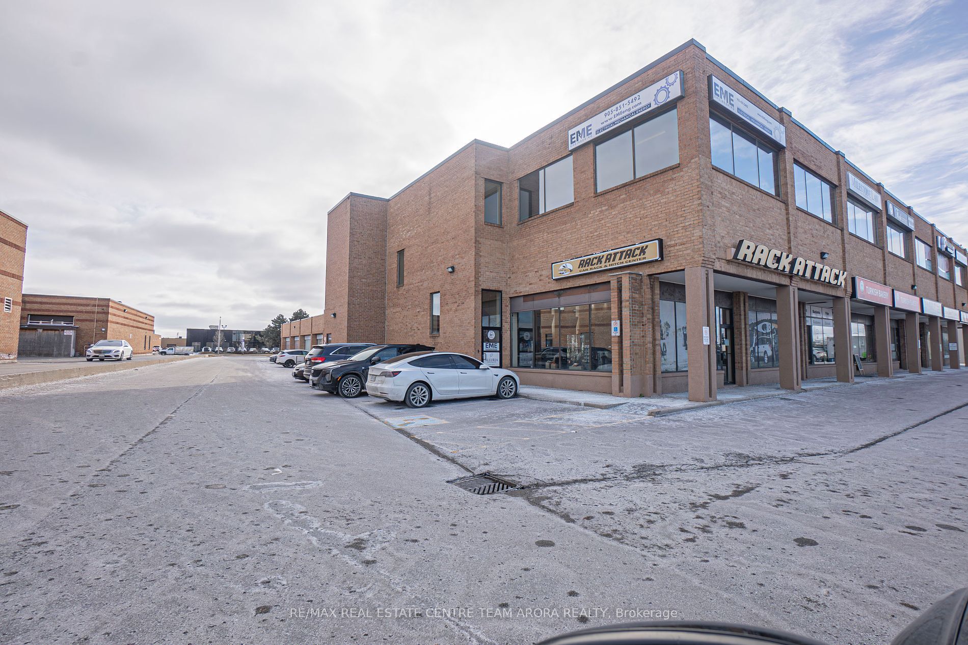 90 Winges Rd, Vaughan, ON for Sale