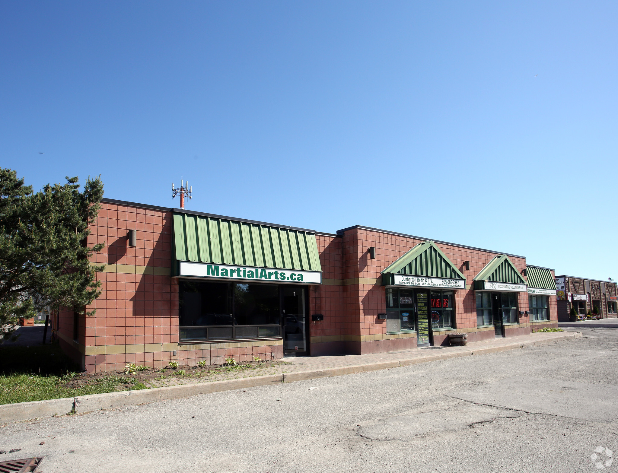 835 Westney Rd S, Ajax, ON for Rent