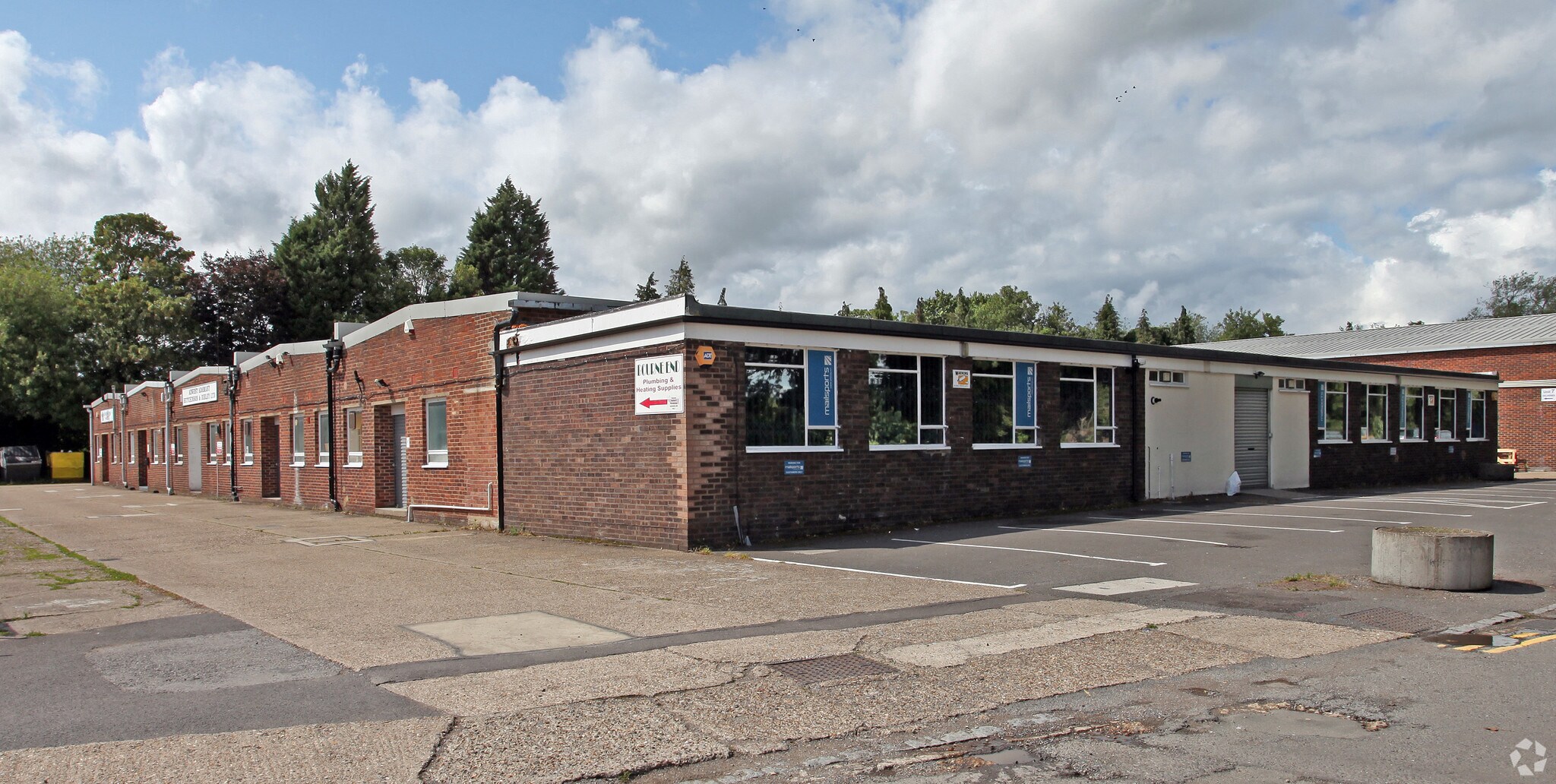 Wessex Rd, Bourne End, BKM for Rent