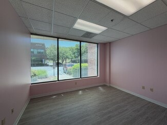 Alpharetta, GA Office/Medical - 3050 Royal Blvd S