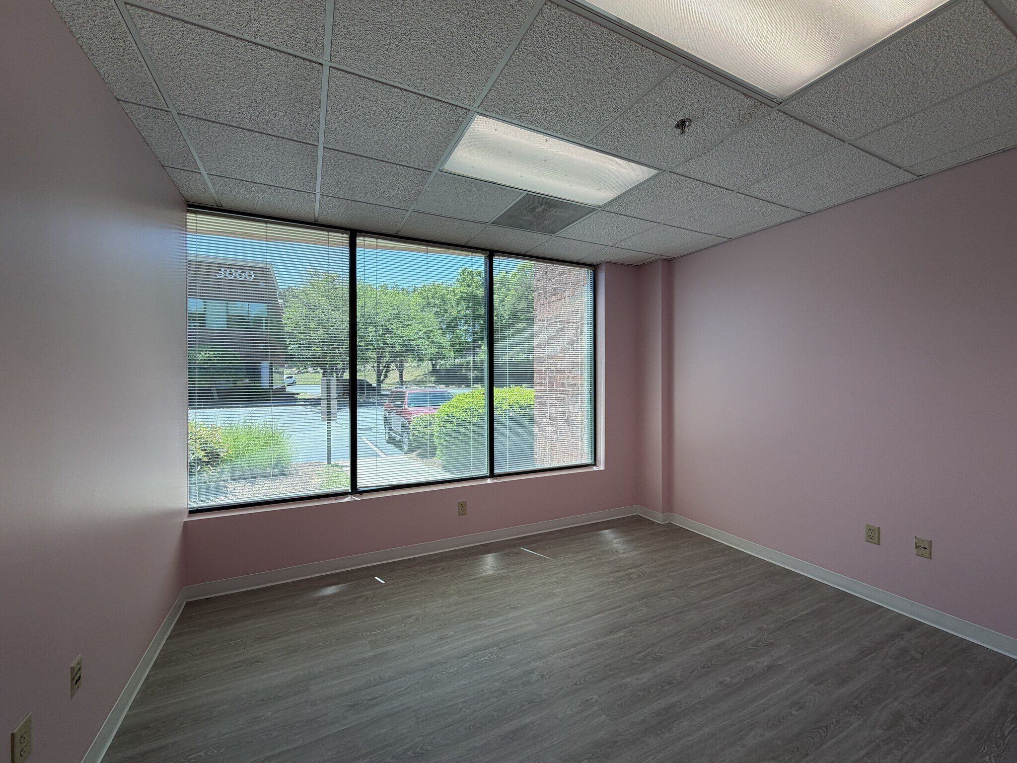 3050 Royal Blvd S, Alpharetta, GA for Rent
