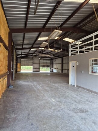 Edgewood, TX Flex - 701 E Pine St