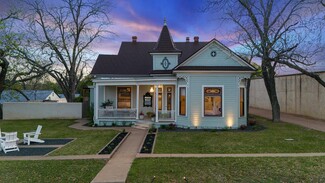 Fredericksburg, TX Residential Income - 619 W Main St