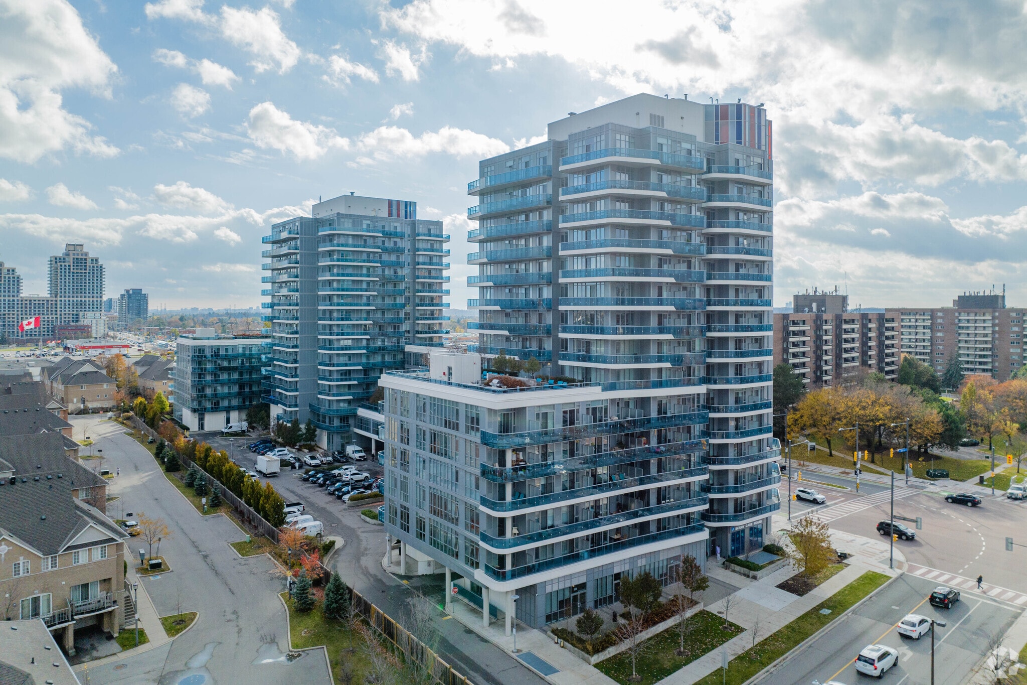 9471 Yonge St, Richmond Hill, ON for Rent