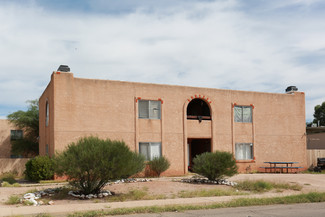 Tucson, AZ Apartments - 902 N Belvedere Ave