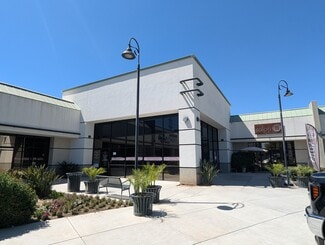 Bakersfield, CA Storefront Retail/Office - 3015 Calloway Dr