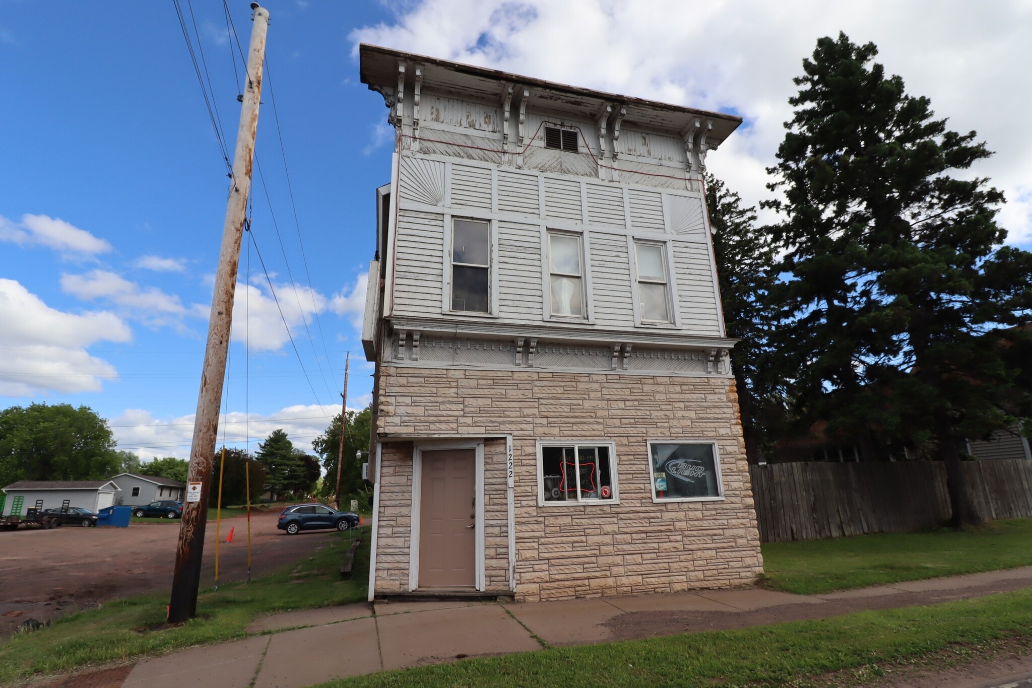 1222 Lake Shore Dr E, Ashland, WI for Sale
