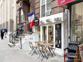 New York, NY Retail - 217 E 85th St
