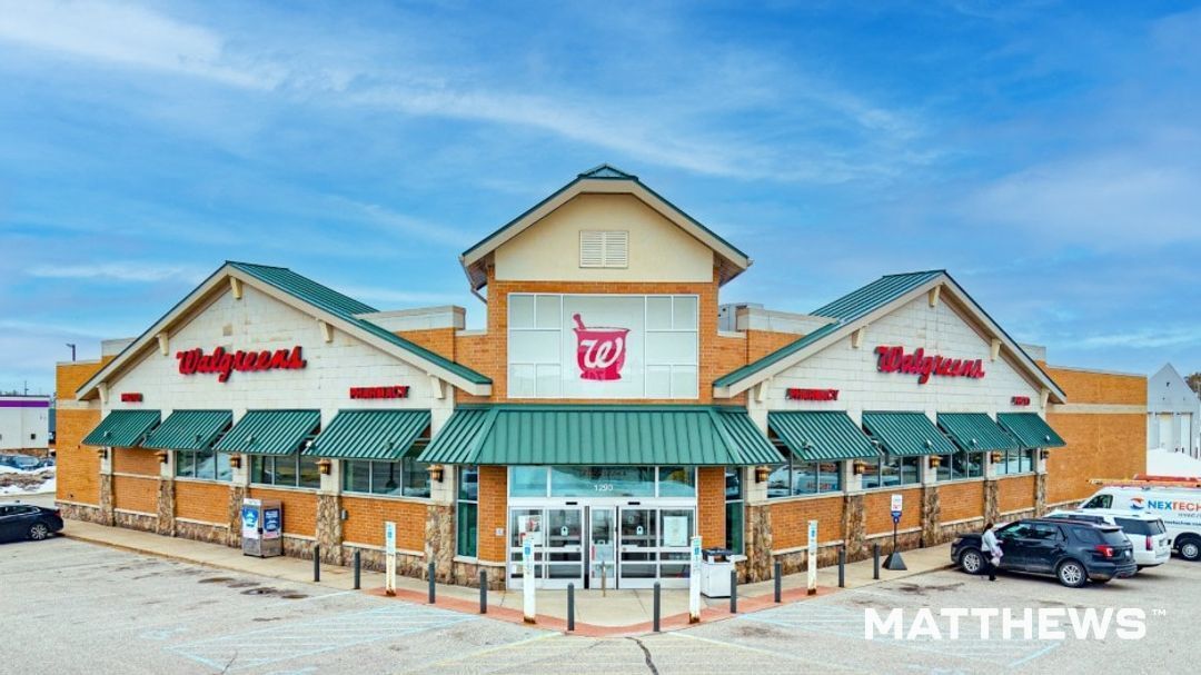 1290 W Main St, Gaylord, MI for Sale