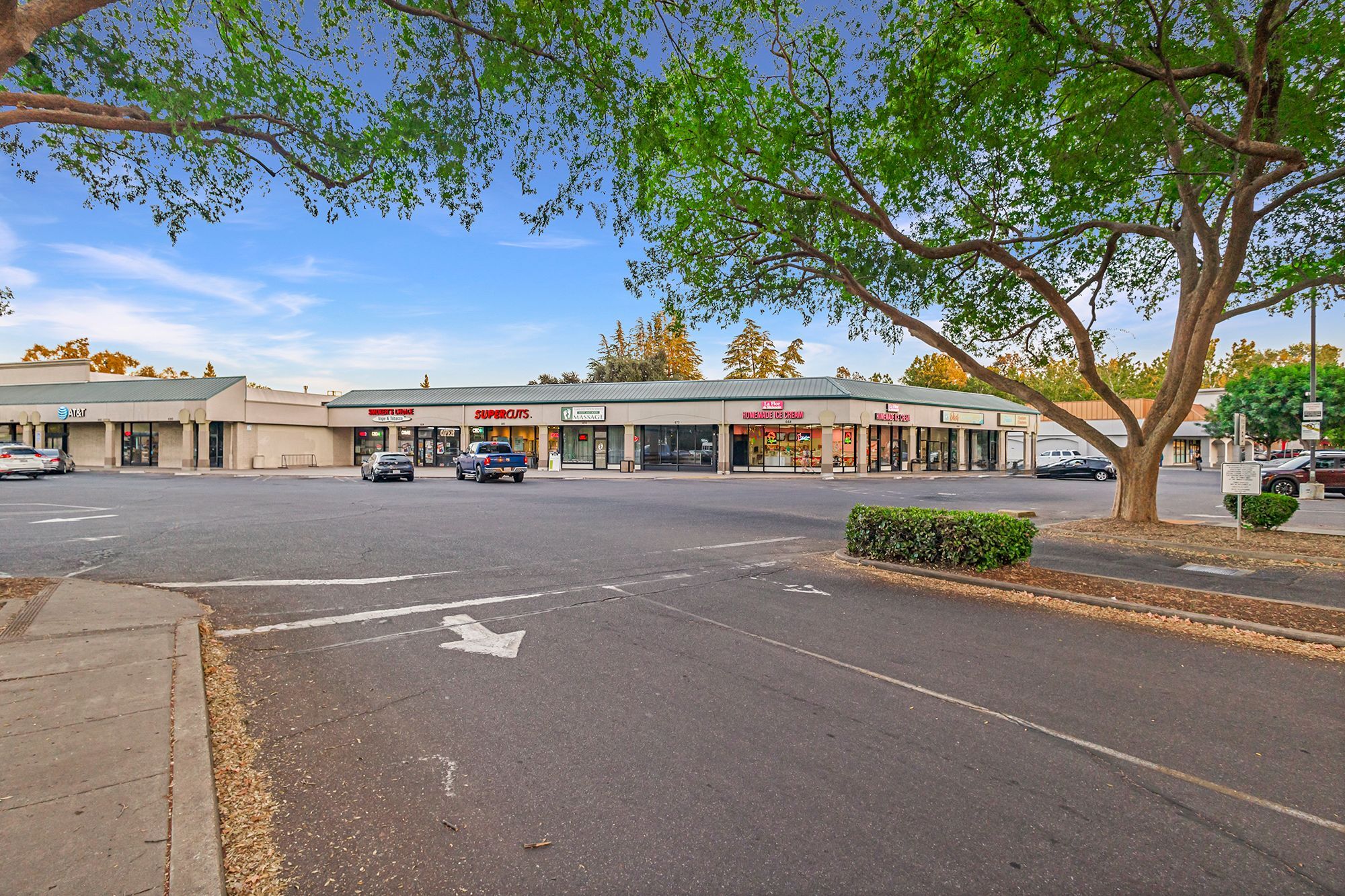 690 Mangrove Ave, Chico, CA for Rent