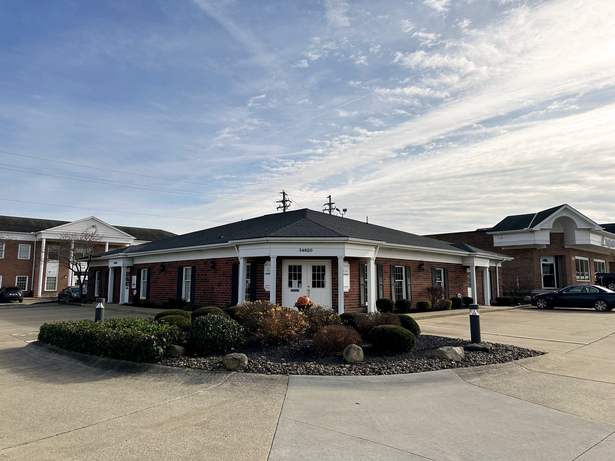 34820-34840 Chardon Rd, Willoughby, OH for Sale