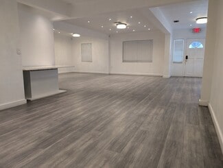 Bradenton, FL Office/Medical - 512 25th St W