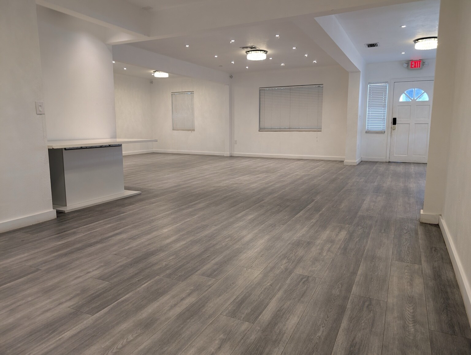 512 25th St W, Bradenton, FL for Rent