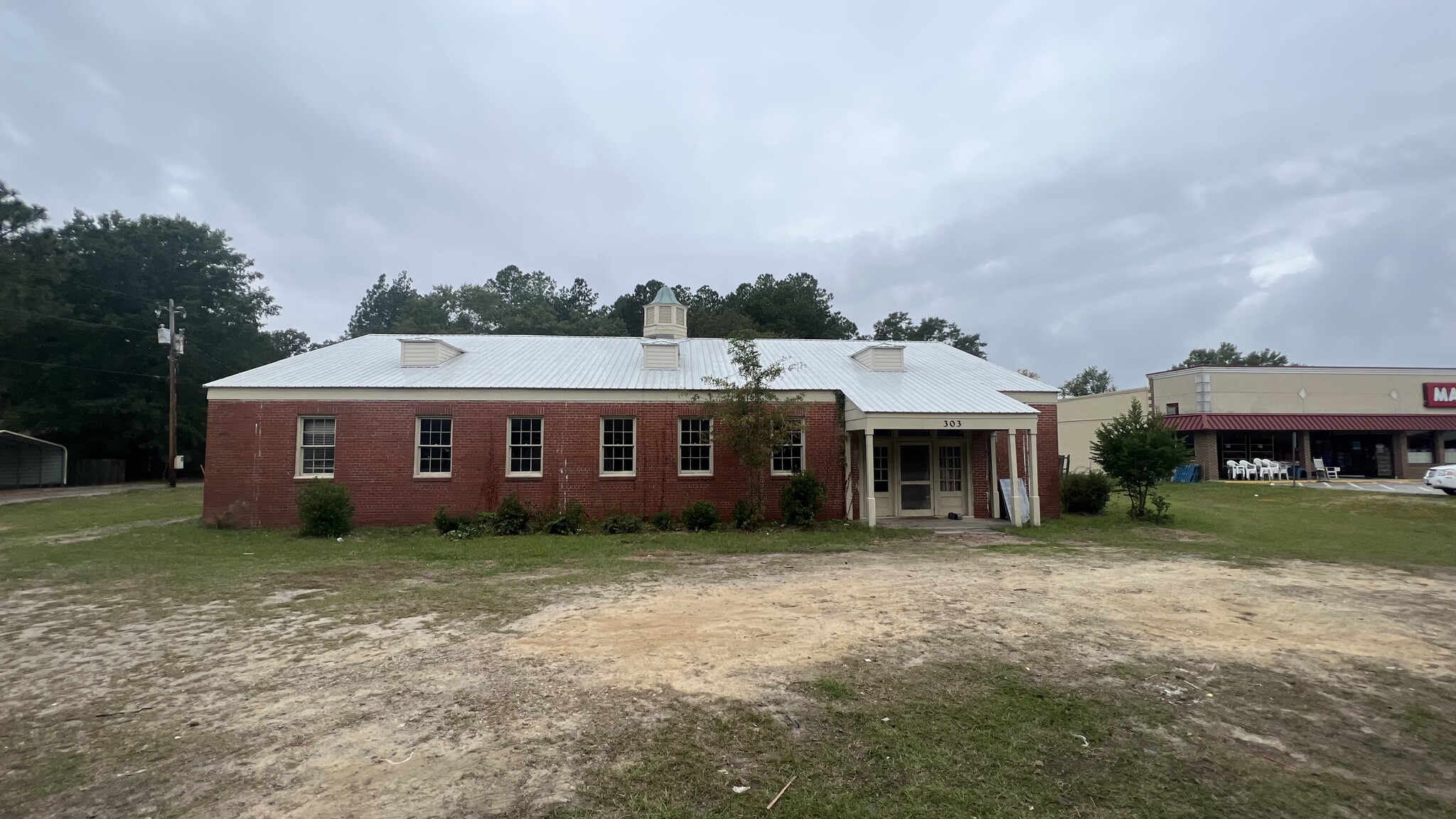 303 N 5th St, Saint Pauls, NC for Rent