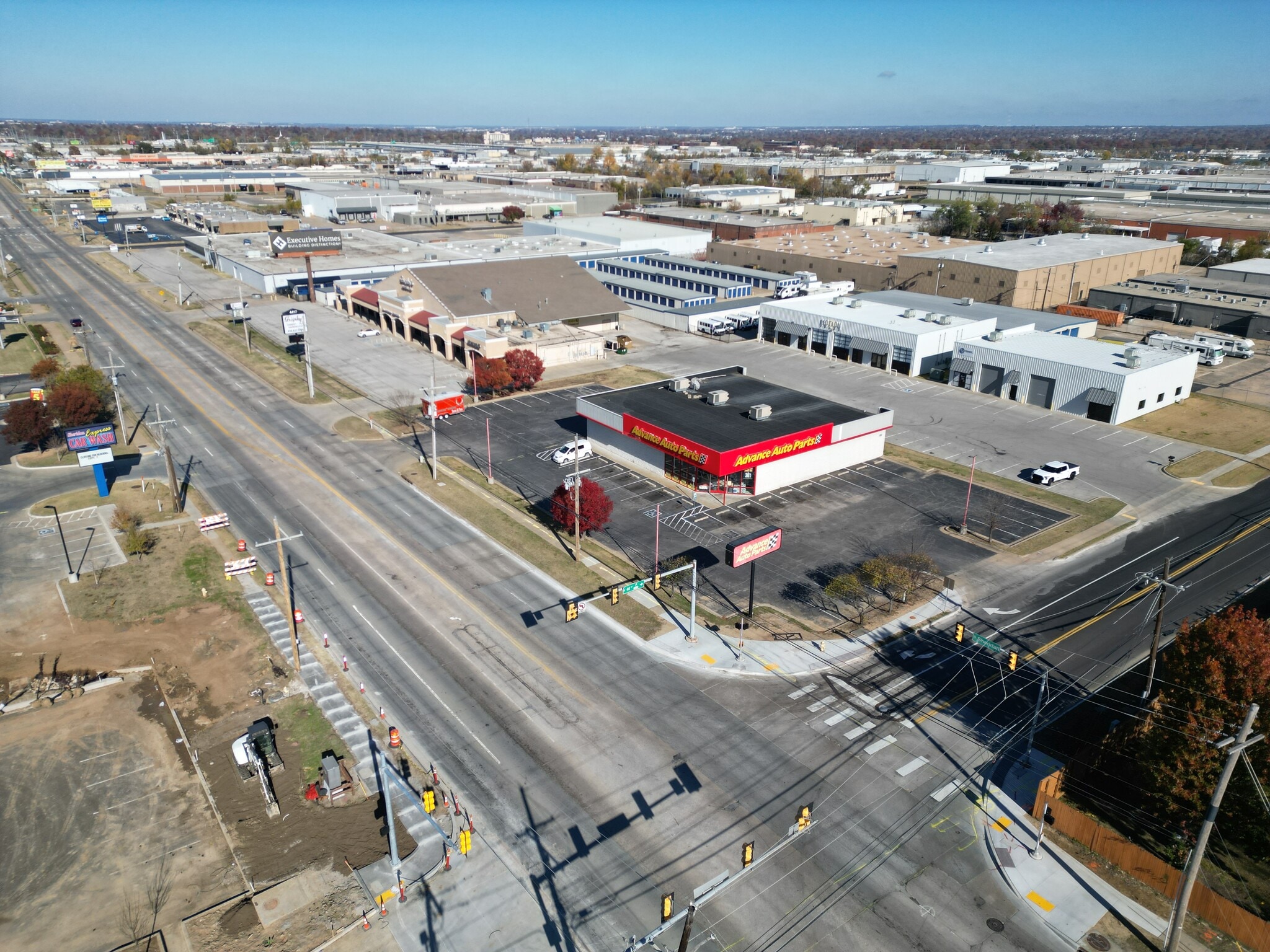 4461 S Sheridan Rd, Tulsa, OK for Rent