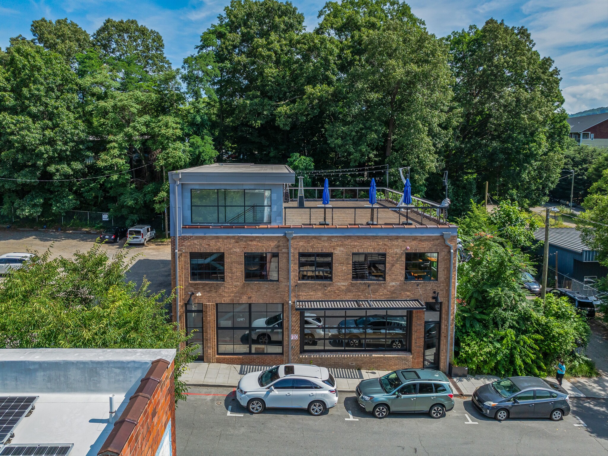 39 Banks Ave, Asheville, NC for Rent