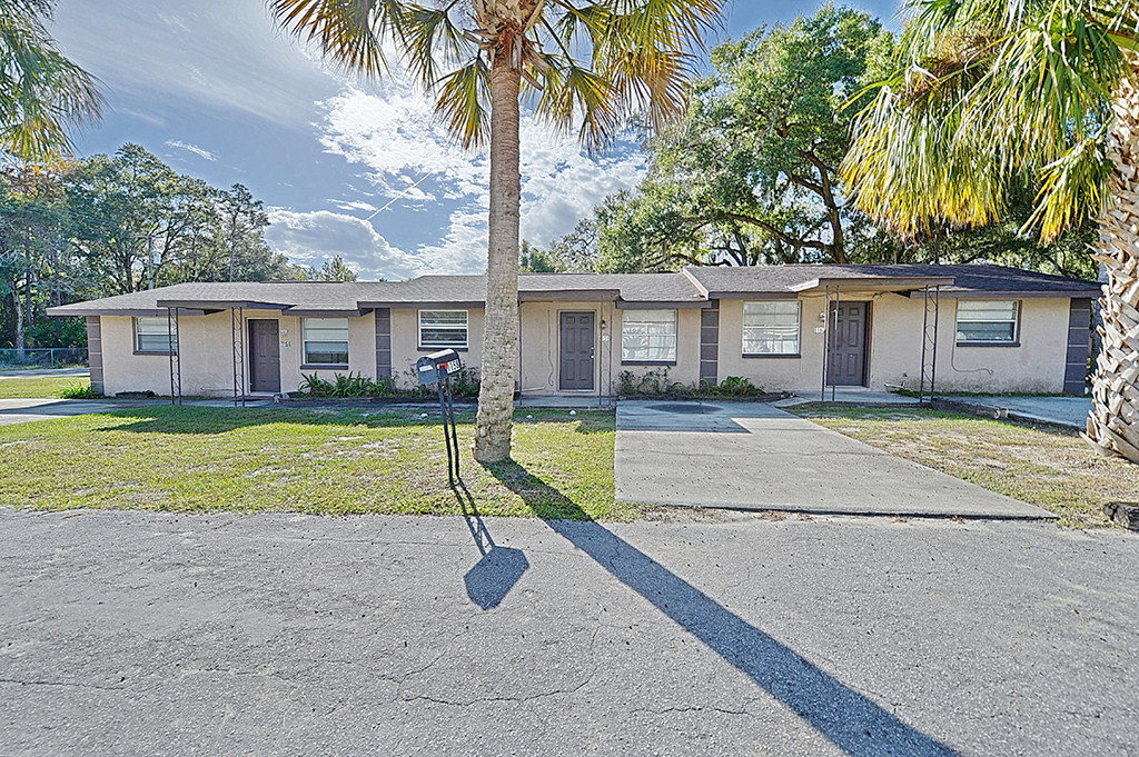 1154 NE 1st St, Crystal River, FL for Sale