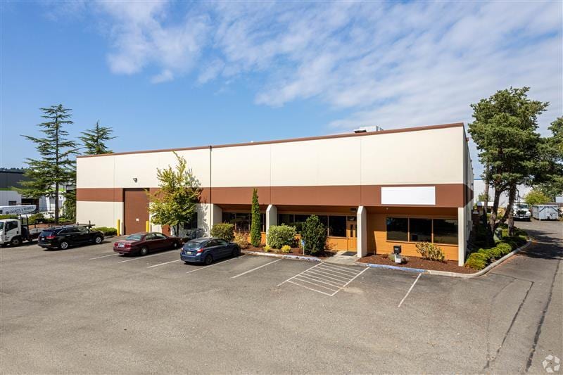 7010 S 188th St, Kent, WA for Sale