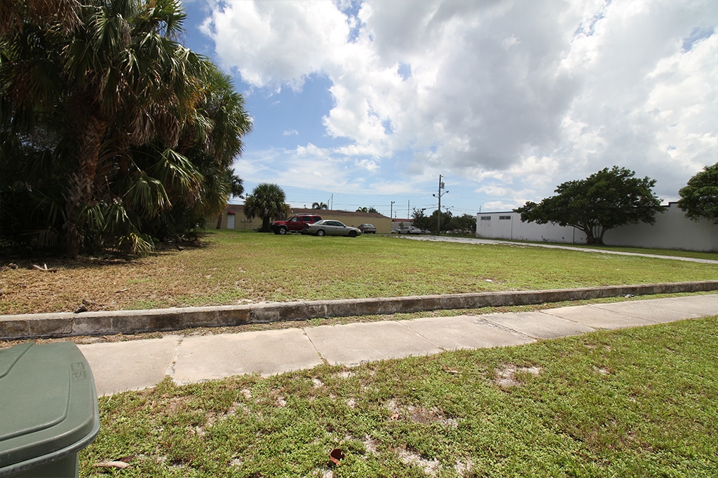 534 S 5th St, Fort Pierce, FL for Sale