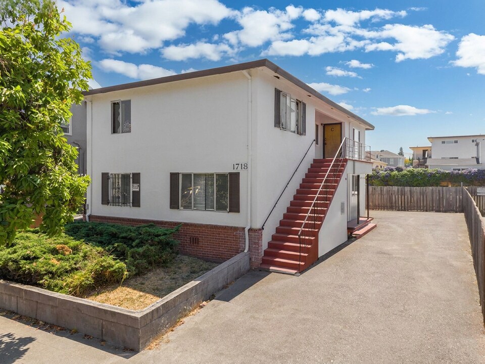 1718 6th Ave, Oakland, CA for Sale