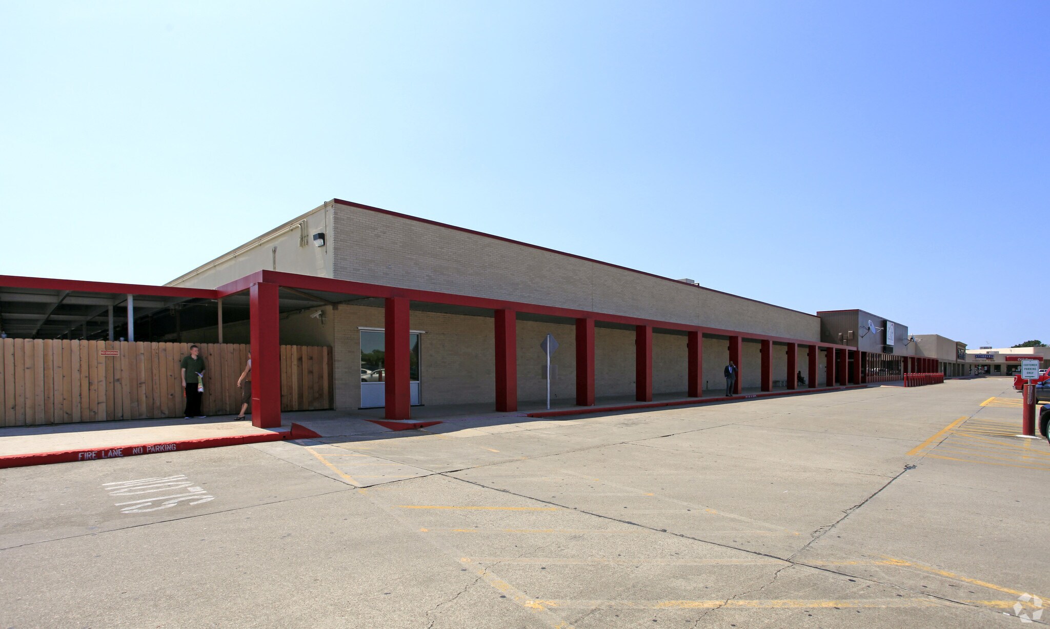 1701 Fairway Dr, Alvin, TX for Rent