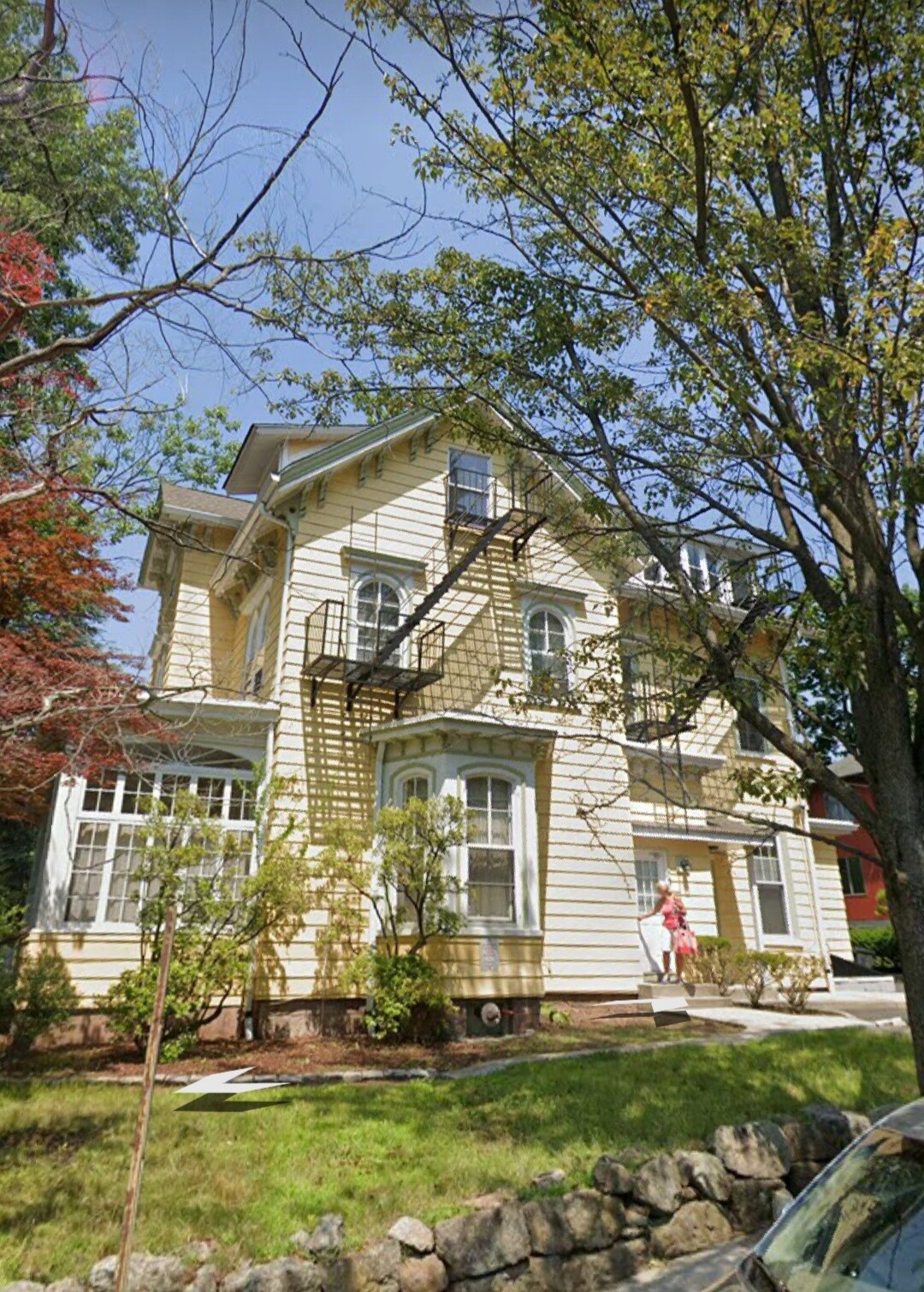 107 Romaine Pl Leonia, NJ 07605 MultiFamily Property for Lease on