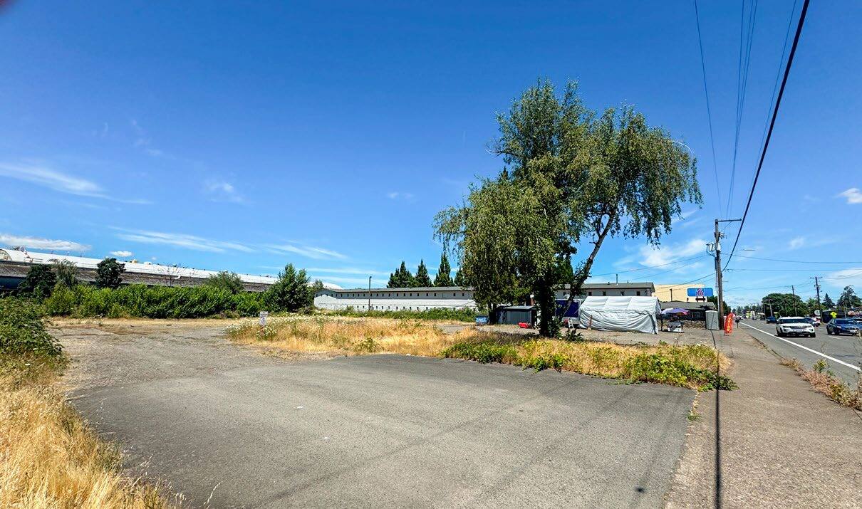 3125 - 3157 Portland Road NE, Salem, OR for Sale