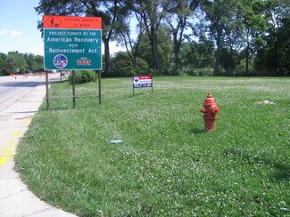 Elgin, IL Commercial - 1409 Dundee Ave