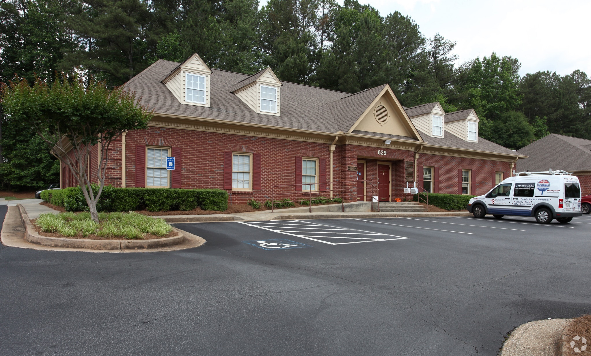 629 Beaver Ruin Rd NW Lilburn, GA 30047 Office Property for Lease on