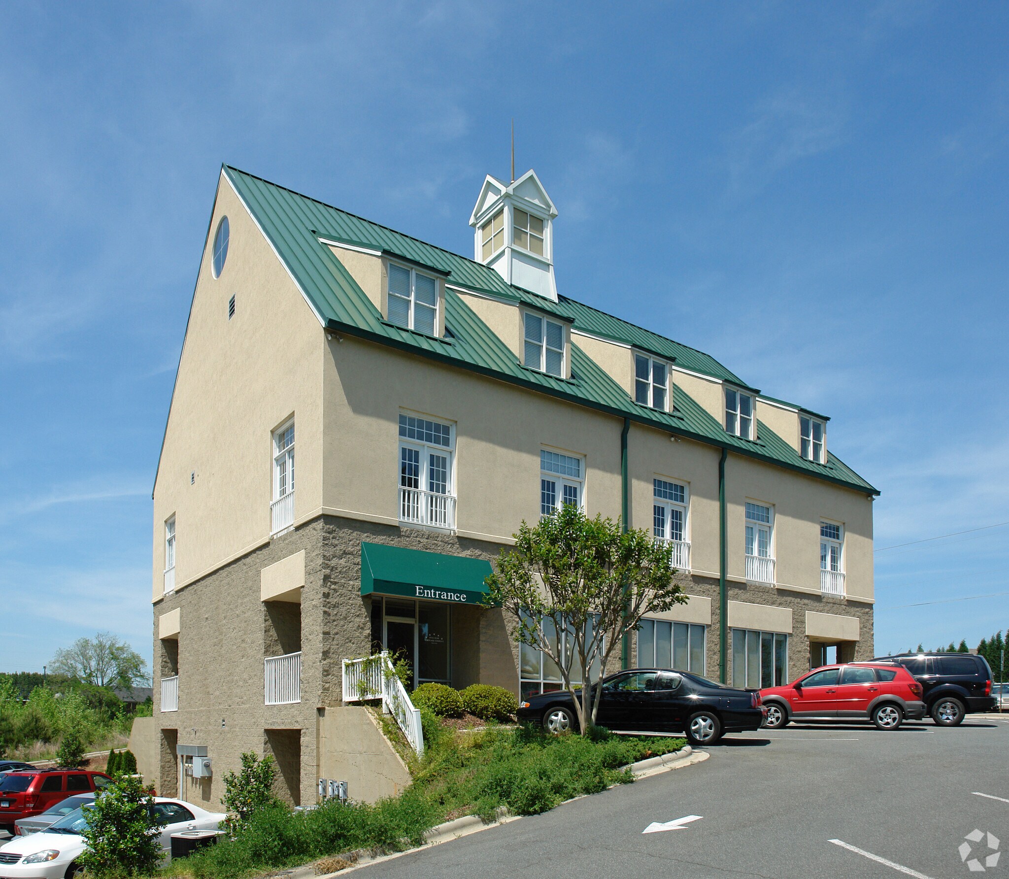 514 Williamson Rd Mooresville, NC 28117 Office Property for Lease on