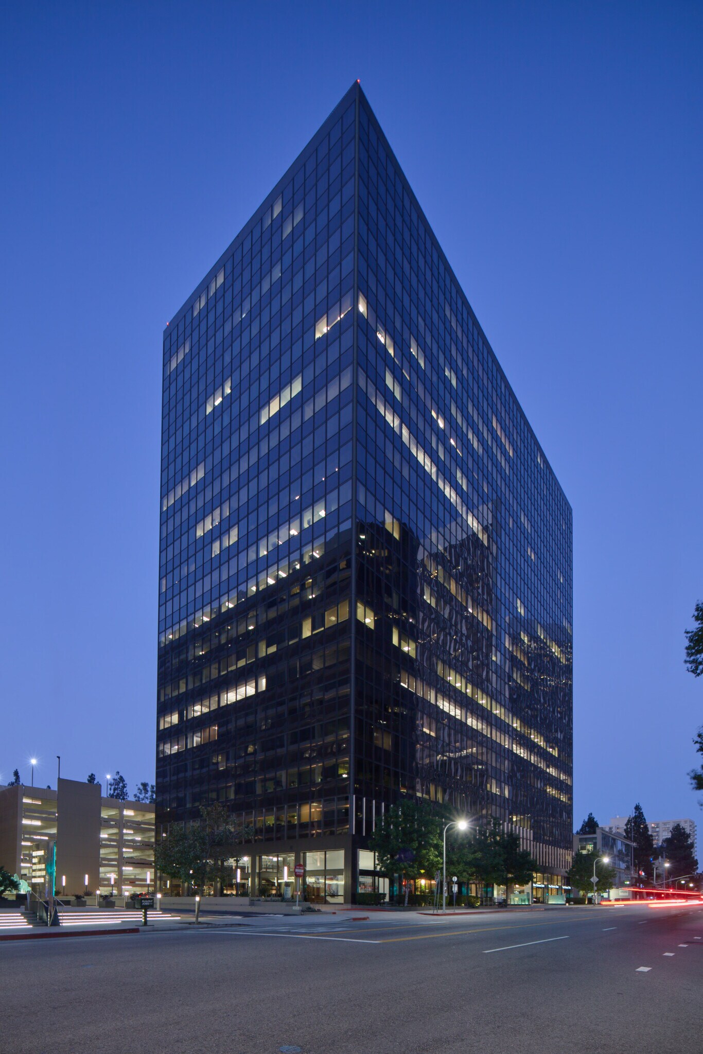 2080 Century Park E Ste 710 Los Angeles Ca 90067 - 4eggv1w
