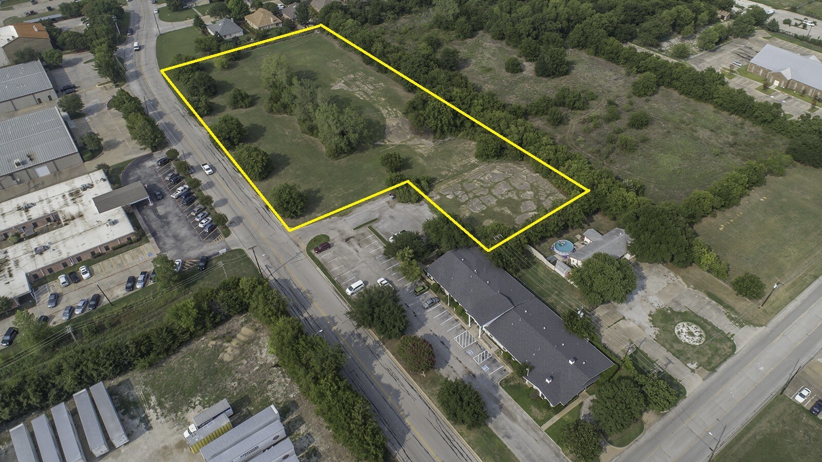 420 Duncan Perry Rd, Grand Prairie, TX for Sale