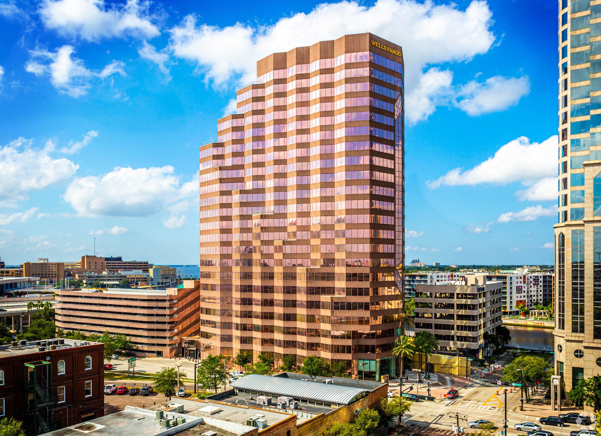 100 S Ashley Dr, Tampa, FL for Rent