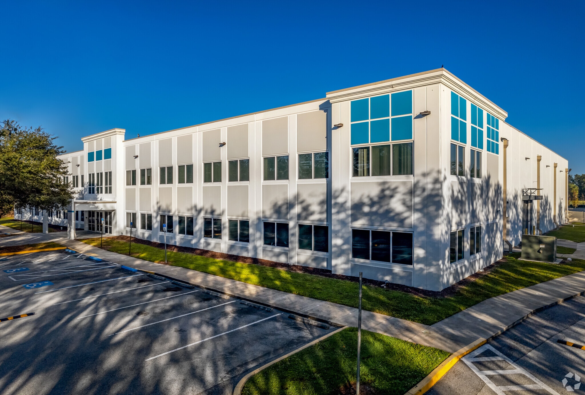2906 Corporate Way, Palmetto, FL for Rent