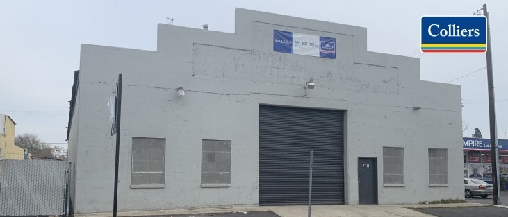 710 Roberts Ln, Bakersfield, CA for Rent
