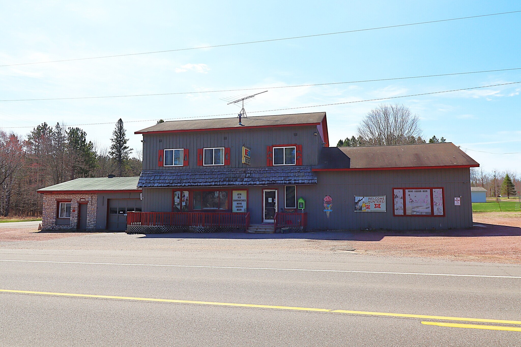 22195 Highway 63, Grand View, WI for Sale