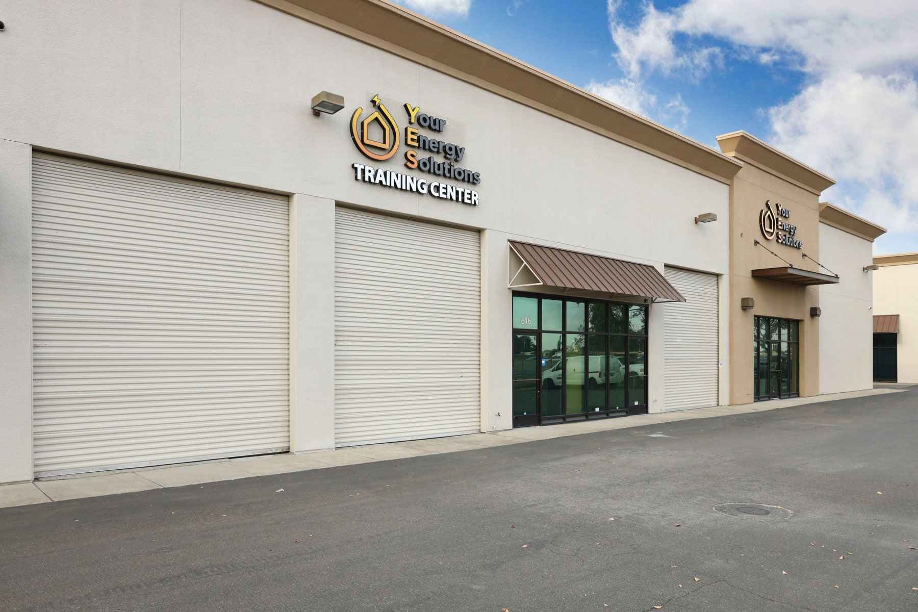 600-626 Commerce Ct, Manteca, CA for Sale