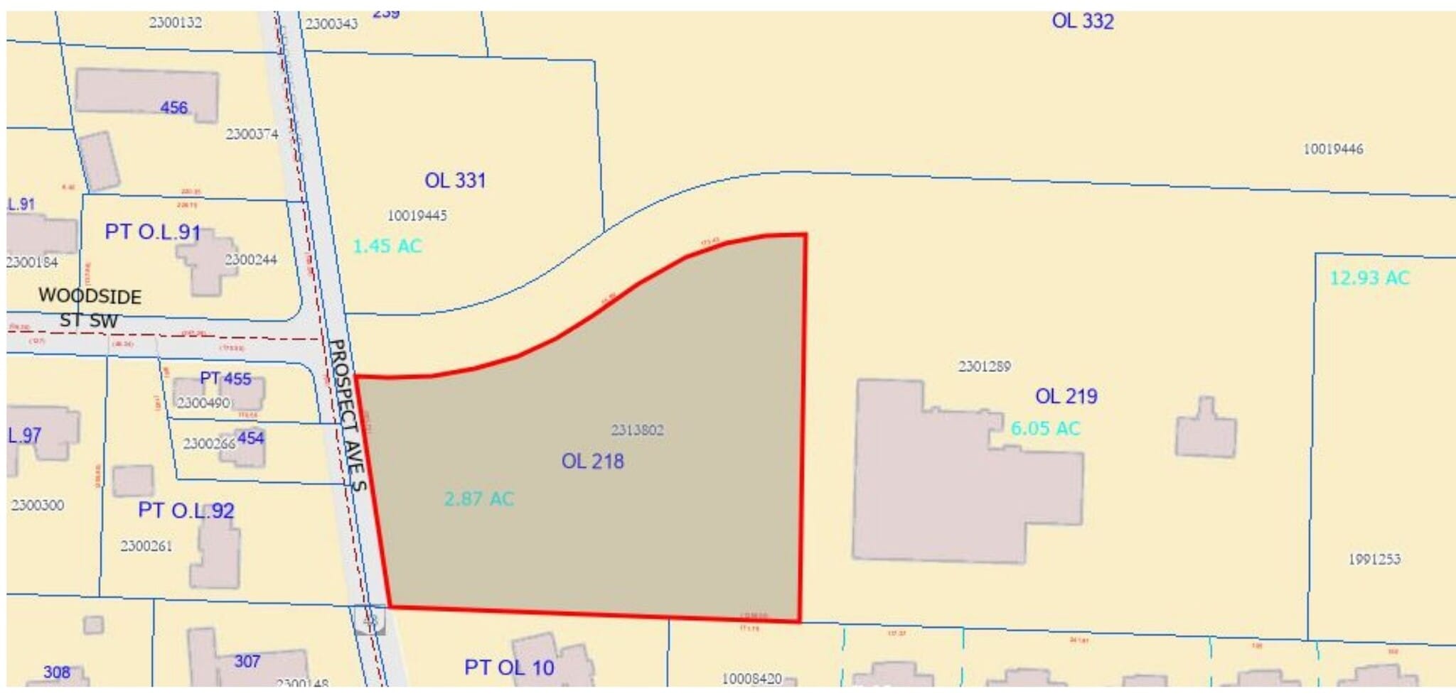650 S Prospect Ave, Hartville, OH for Sale